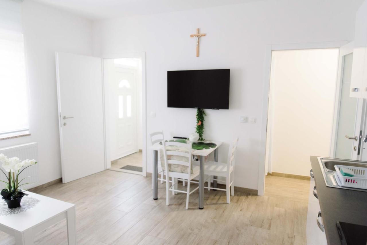 Ruza Apartmani Zadar Eksteriør billede
